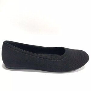 SoftWalk Women’s Sonora, Black Slip-On Flats, Size 11M.